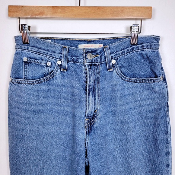 Levi's Premium 80s Mom Jeans Size 28 High Rise Vintage-Inspired Denim - Picture 3 of 10